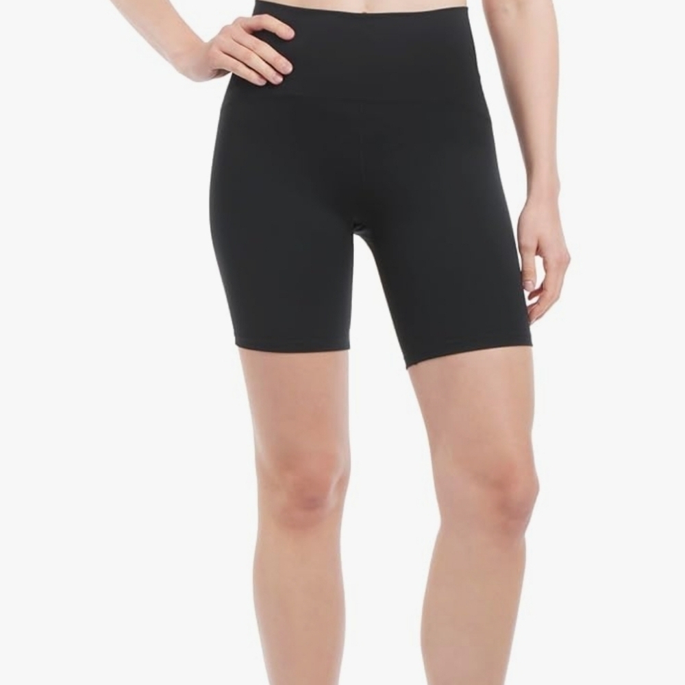 Danskin Active Shorts Black Size Medium High Waist Stretch Crosstrain Bike NWT